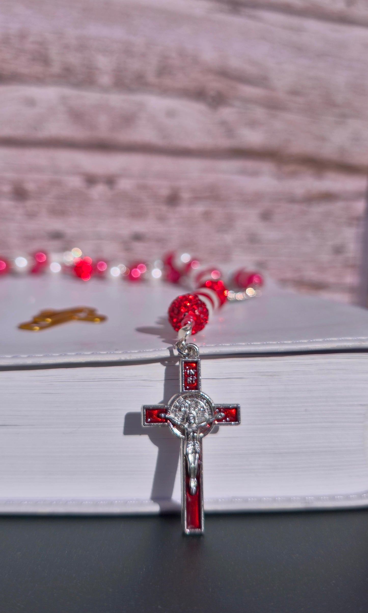 Candy Cane - Red and White pearl glass beads